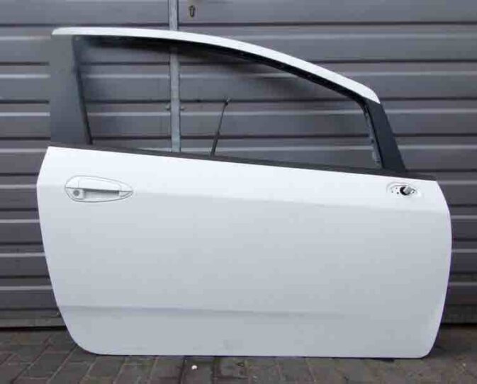 Fiat Punto Evo Sağ Ön Kapı Çıkma Orjinal