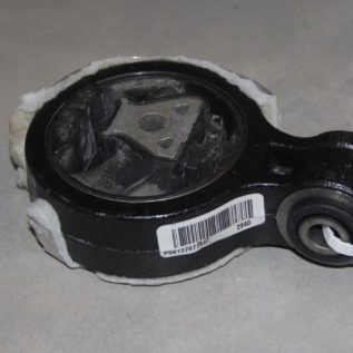 Fiat Freemont Şanzıman Alt Takozu K68137977AD